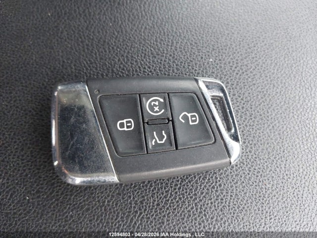 12594803 :رقم المزاد ، 1V2FR2CA7MC562206 vin ، 2021 Volkswagen Atlas Sel Premium R-line مزاد بيع