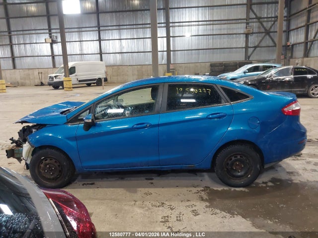2015 Ford Fiesta Se მანქანა იყიდება აუქციონზე, vin: 3FADP4BJ4FM184977, აუქციონის ნომერი: 12580777