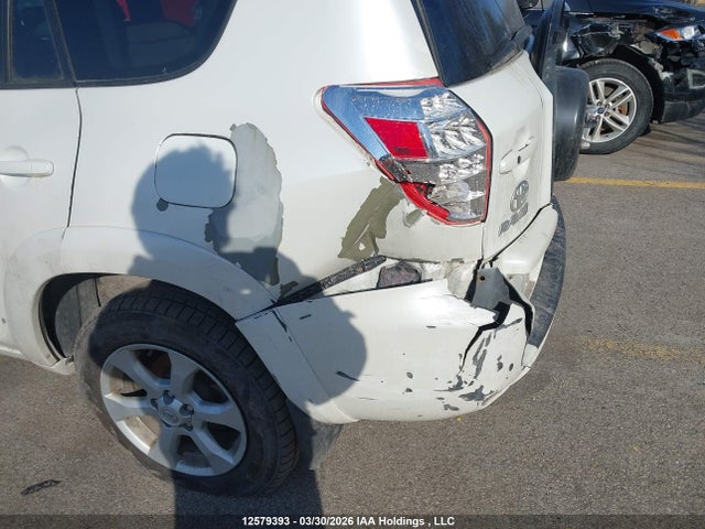 2011 Toyota Rav4 Limited მანქანა იყიდება აუქციონზე, vin: 2T3DF4DV8BW146139, აუქციონის ნომერი: 12579393