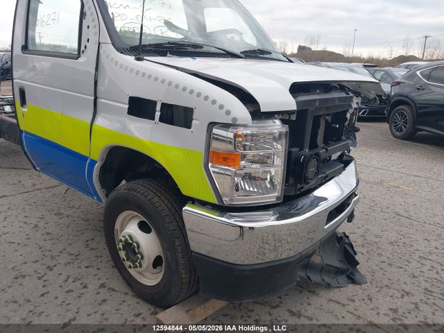 1FDWE3FNXSDD16271 Ford Econoline E350 Super Duty Cutaway Van