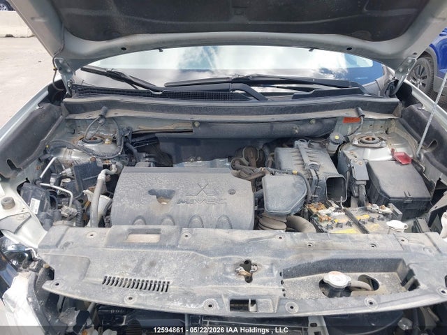 JA4AZ2A33LZ614842 Mitsubishi Outlander Es