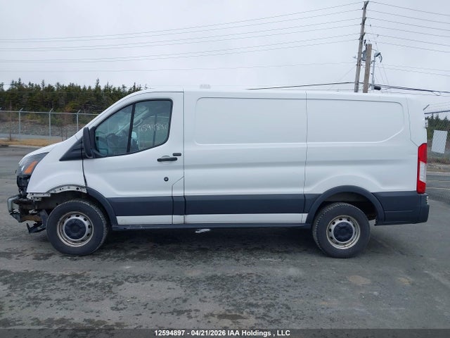 1FTYR1ZG0HKB02848 Ford Transit-250