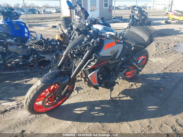 Yamaha MT09 2019 JYARN53N5KA001859 Image 2