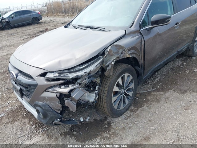 4S4BTDNC0P3156747 Subaru Outback Limited