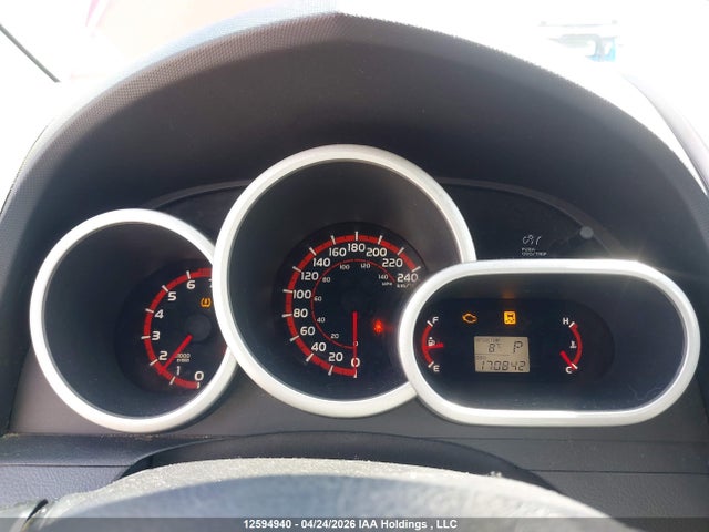 12594940 :رقم المزاد ، 2T1LE4EE1AC012403 vin ، 2010 Toyota Matrix مزاد بيع