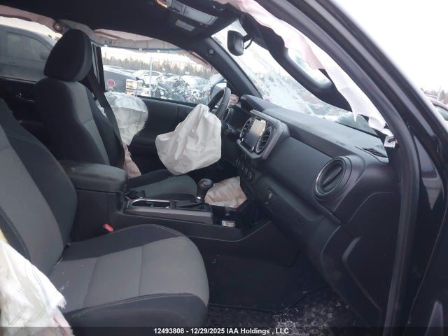5TFDZ5BNXMX067196 Toyota Tacoma