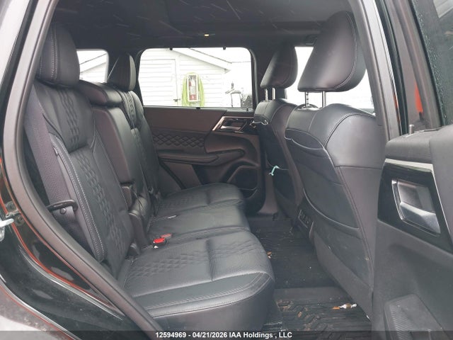 JA4J4WA8XRZ632118 Mitsubishi Outlander Gt/gt Noir/gt Premium
