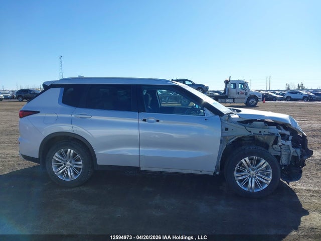 JA4J4UA88NZ615543 Mitsubishi Outlander Le/le Premium/se/sel