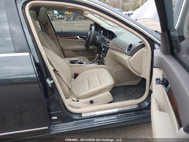 Продажа на аукционе авто 2013 Mercedes-benz C 350 4matic, vin: WDDGF8JB7DA766244, номер лота: 12594983