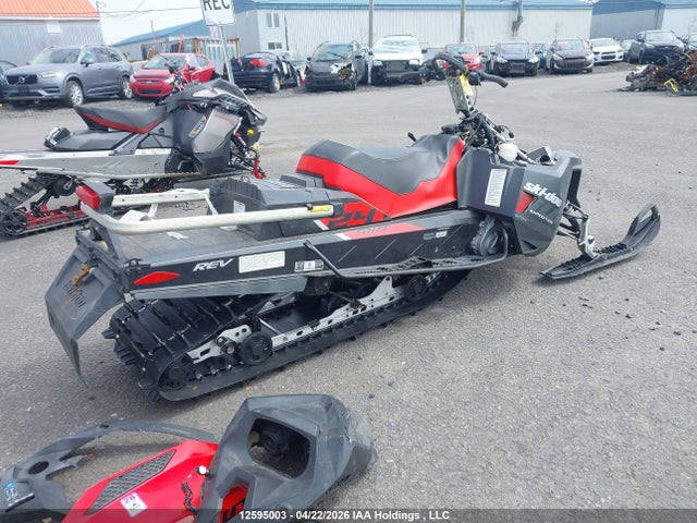 YH2SSGJC9JR000191 Skidoo Skidoo.