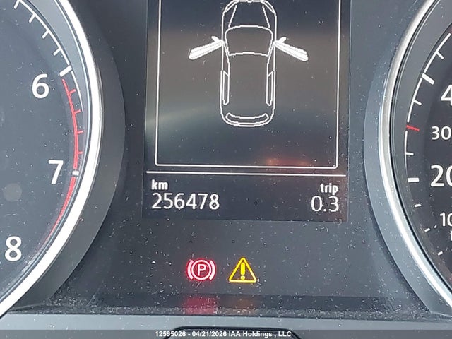 3VWG17AU8JM275911 Volkswagen GOLF S/SE