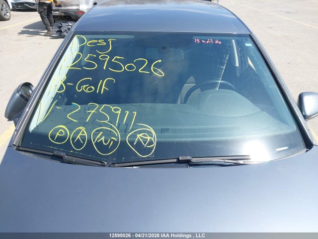 3VWG17AU8JM275911 Volkswagen GOLF S/SE