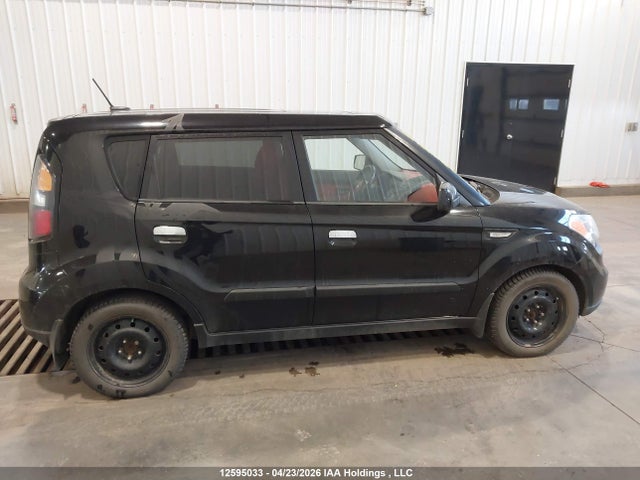 2010 Kia Soul +/!/sport მანქანა იყიდება აუქციონზე, vin: KNDJT2A23A7064307, აუქციონის ნომერი: 12595033