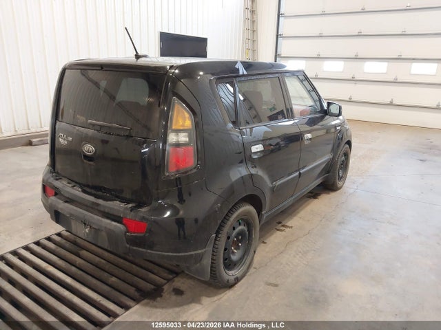 2010 Kia Soul +/!/sport მანქანა იყიდება აუქციონზე, vin: KNDJT2A23A7064307, აუქციონის ნომერი: 12595033