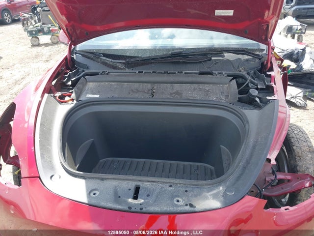 Tesla Model Y Long Range 2024 7SAYGDEE4RF211469 Image 10
