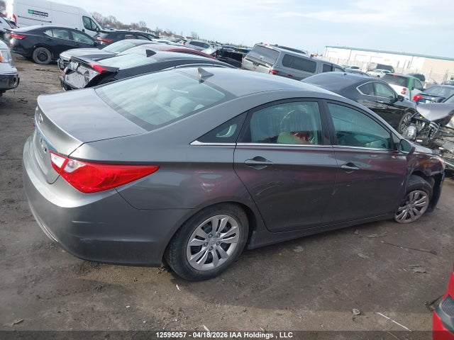 2011 Hyundai Sonata Gls მანქანა იყიდება აუქციონზე, vin: 5NPEB4AC7BH238949, აუქციონის ნომერი: 12595057