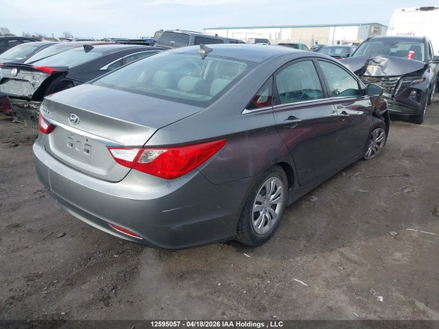 2011 Hyundai Sonata Gls მანქანა იყიდება აუქციონზე, vin: 5NPEB4AC7BH238949, აუქციონის ნომერი: 12595057