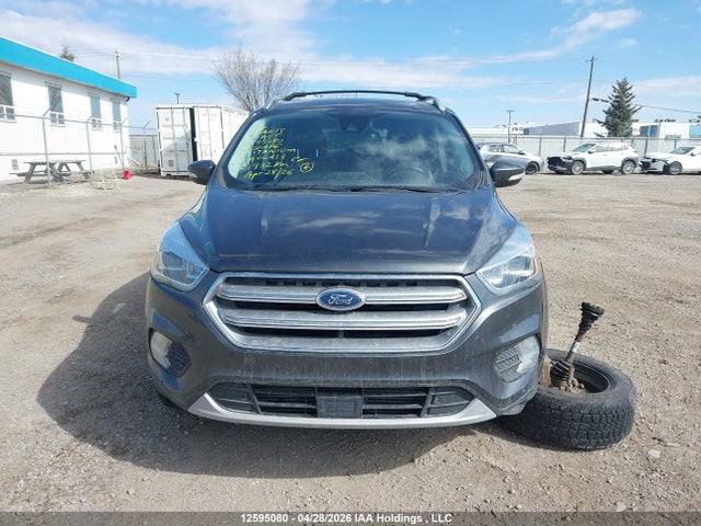 12595080 :رقم المزاد ، 1FMCU9J95HUA06413 vin ، 2017 Ford Escape Titanium مزاد بيع
