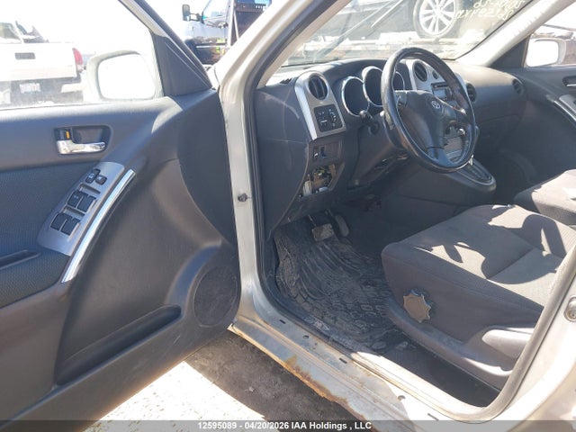 12595089 :رقم المزاد ، 2T1KR32E54C806064 vin ، 2004 Toyota Matrix Wagon مزاد بيع