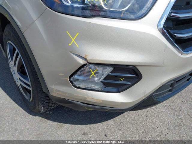 12595097 :رقم المزاد ، 1FMCU9GD8JUC51787 vin ، 2018 Ford Escape Se مزاد بيع