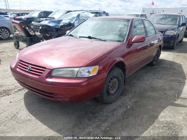 1999 Toyota Camry Le მანქანა იყიდება აუქციონზე, vin: JT2BG22K8X0318577, აუქციონის ნომერი: 12595116