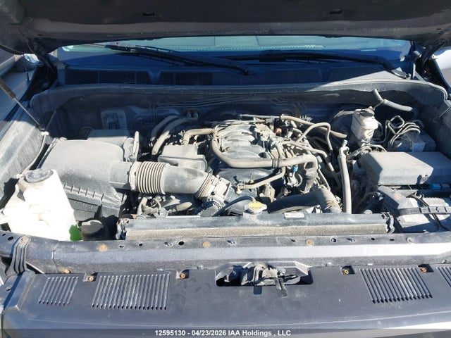 5TFUY5F18FX425005 Toyota Tundra Sr 5.7l V8