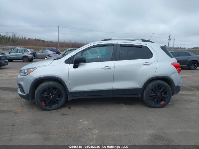 3GNCJPSB6KL401096 Chevrolet Trax Lt
