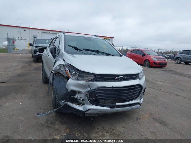 3GNCJPSB6KL401096 Chevrolet Trax Lt