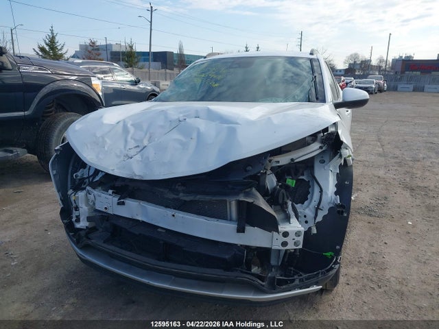 KL77LHE22SC226408 Chevrolet TRAX 1LT