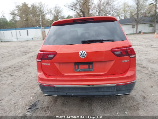 3VV4B7AX7LM157690 Volkswagen Tiguan Sel Premium R-line