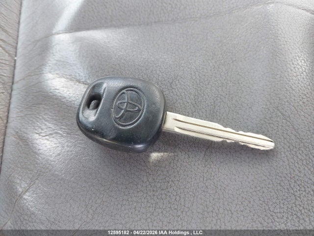 12595182 :رقم المزاد ، JTDBF30K720003135 vin ، 2002 Toyota Camry Le/xle/se مزاد بيع