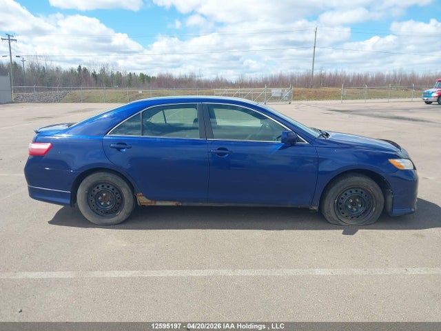2007 Toyota Camry Le/se მანქანა იყიდება აუქციონზე, vin: 4T1BE46K37U027640, აუქციონის ნომერი: 12595197