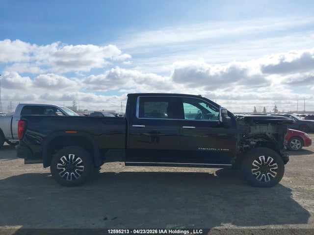 12595213 :رقم المزاد ، 1GT4UYEY0SF264645 vin ، 2025 Gmc Sierra 3500hd , Standard Bed, Denali Ultimate, 4wd مزاد بيع