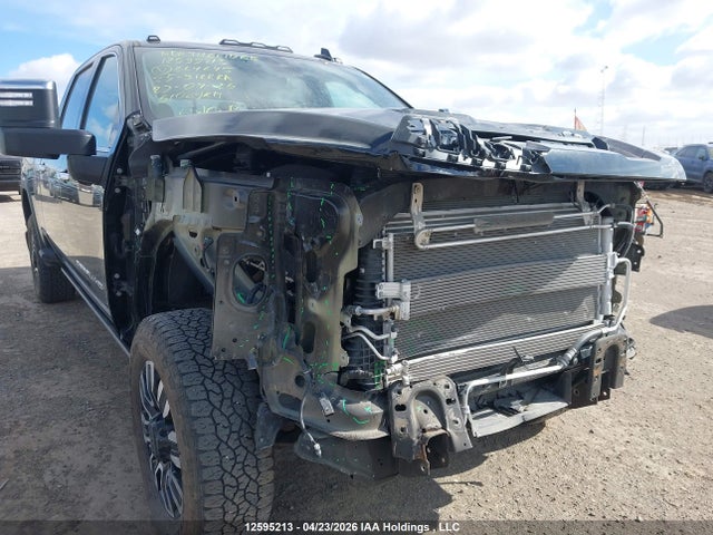 12595213 :رقم المزاد ، 1GT4UYEY0SF264645 vin ، 2025 Gmc Sierra 3500hd , Standard Bed, Denali Ultimate, 4wd مزاد بيع