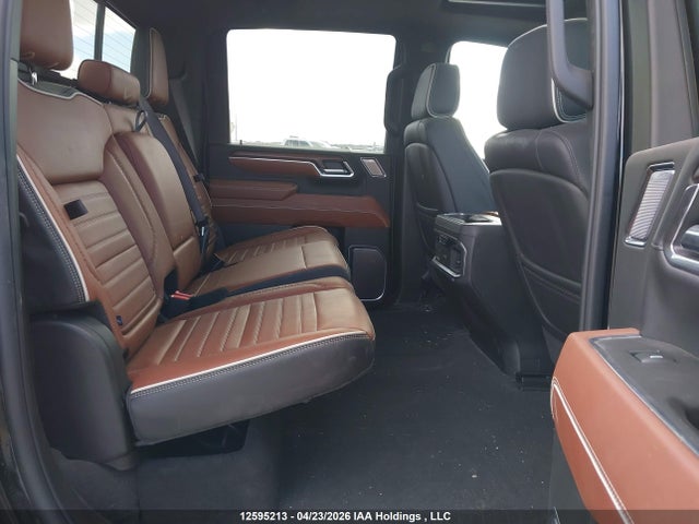 12595213 :رقم المزاد ، 1GT4UYEY0SF264645 vin ، 2025 Gmc Sierra 3500hd , Standard Bed, Denali Ultimate, 4wd مزاد بيع