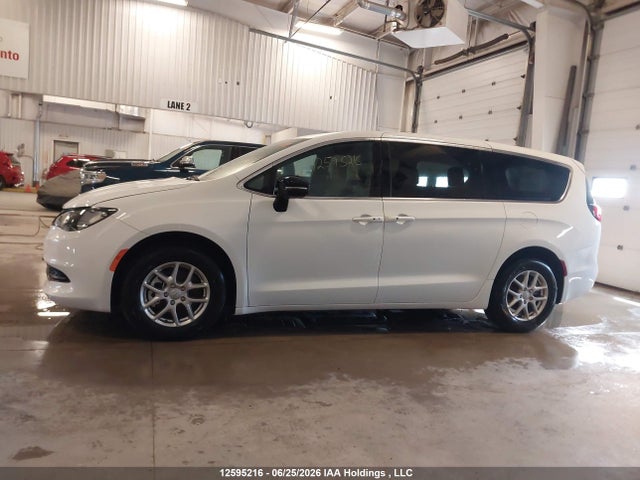 Продажа на аукционе авто 2026 Chrysler Grand Caravan Sxt, vin: 2C4RC1ZGXTR206778, номер лота: 12595216