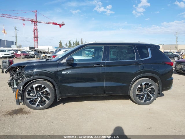 Продажа на аукционе авто 2023 Mitsubishi Outlander Phev Gt, vin: JA4T5VA91PZ613138, номер лота: 12595218