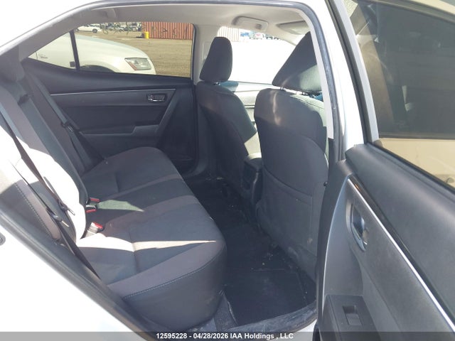2T1BURHE1JC098464 Toyota COROLLA LE