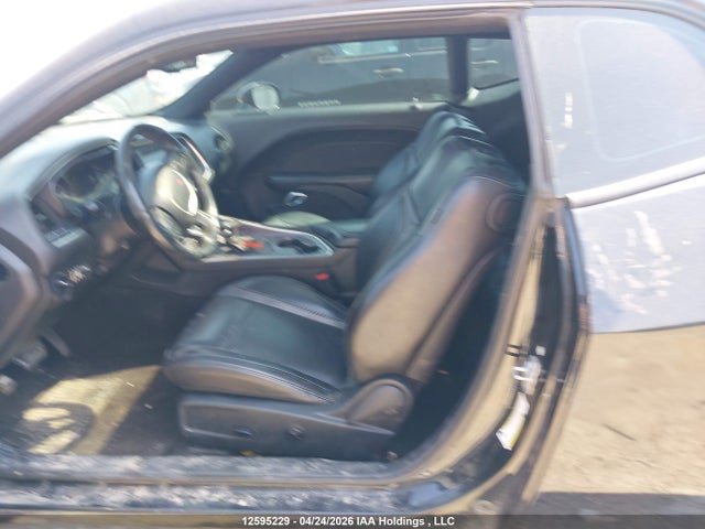 12595229 :رقم المزاد ، 2C3CDZAG0JH296916 vin ، 2018 Dodge Challenger Sxt مزاد بيع