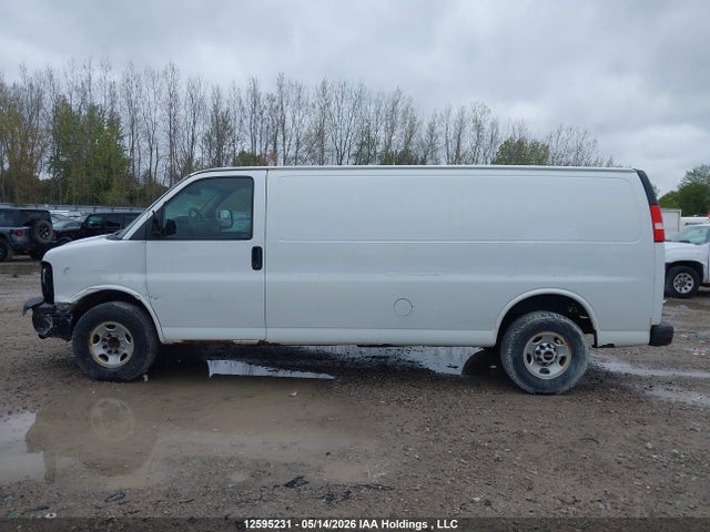 2014 Gmc Savana 3500 1wt მანქანა იყიდება აუქციონზე, vin: 1GTZ7UCG6E1195686, აუქციონის ნომერი: 12595231