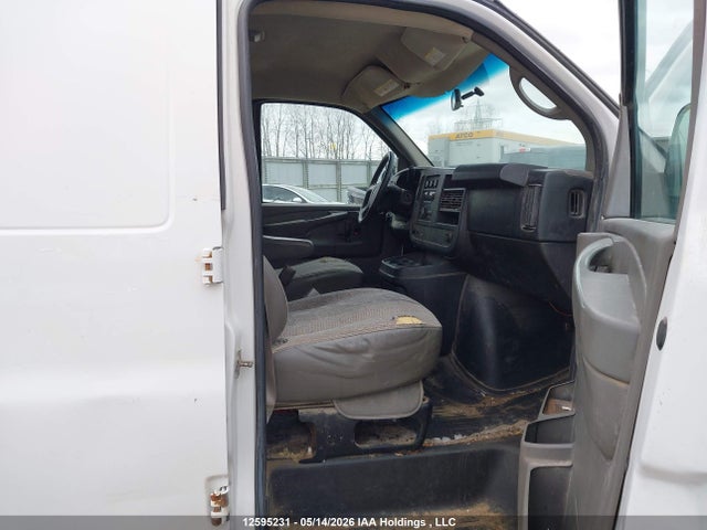 2014 Gmc Savana 3500 1wt მანქანა იყიდება აუქციონზე, vin: 1GTZ7UCG6E1195686, აუქციონის ნომერი: 12595231