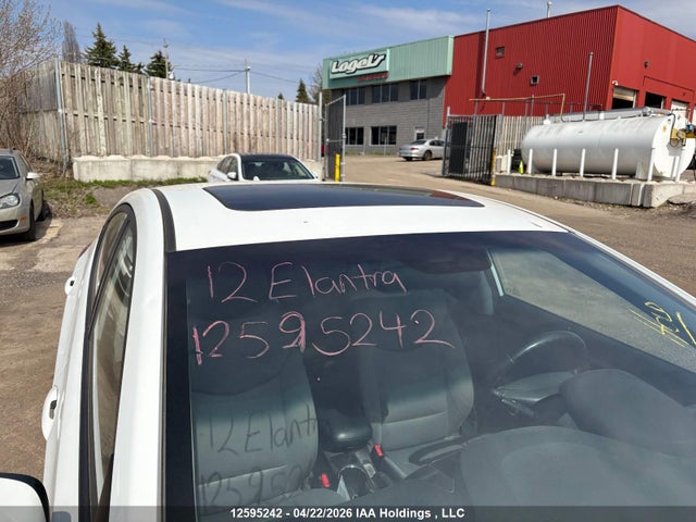 2012 Hyundai Elantra Gls/limited მანქანა იყიდება აუქციონზე, vin: 5NPDH4AE0CH084761, აუქციონის ნომერი: 12595242