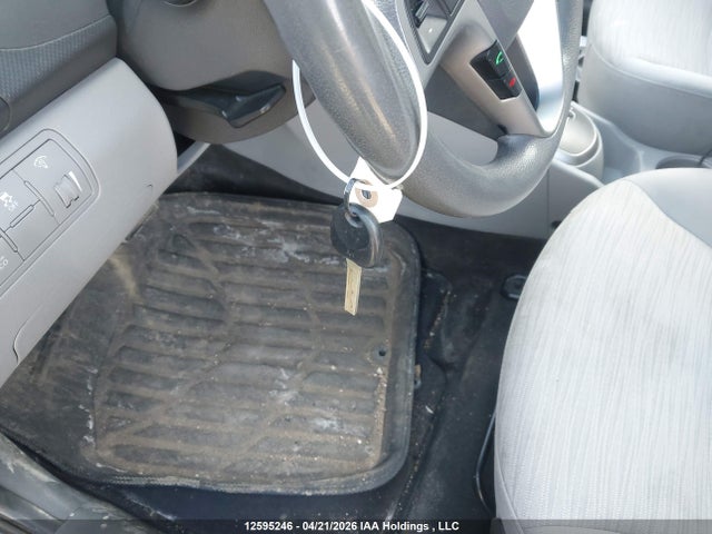 KMHCT4AE0HU218333 Hyundai Accent
