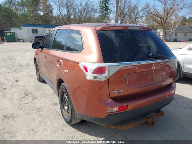 Продажа на аукционе авто 2014 Mitsubishi Outlander Es, vin: JA4AZ2A36EZ606964, номер лота: 12595264
