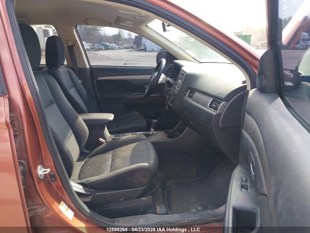 Продажа на аукционе авто 2014 Mitsubishi Outlander Es, vin: JA4AZ2A36EZ606964, номер лота: 12595264