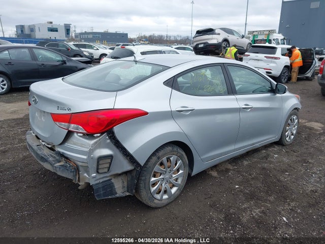 2013 Hyundai Elantra მანქანა იყიდება აუქციონზე, vin: 5NPDH4AEXDH226437, აუქციონის ნომერი: 12595266