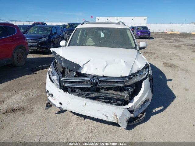 2012 Volkswagen Tiguan მანქანა იყიდება აუქციონზე, vin: WVGBV7AXXCW559776, აუქციონის ნომერი: 12595292