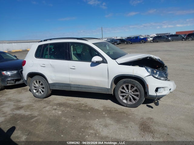 2012 Volkswagen Tiguan მანქანა იყიდება აუქციონზე, vin: WVGBV7AXXCW559776, აუქციონის ნომერი: 12595292