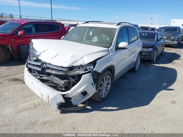 2012 Volkswagen Tiguan მანქანა იყიდება აუქციონზე, vin: WVGBV7AXXCW559776, აუქციონის ნომერი: 12595292