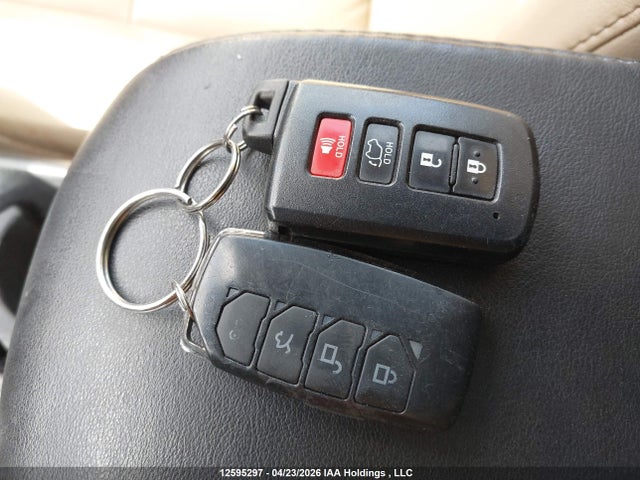 2014 Toyota Rav4 Limited მანქანა იყიდება აუქციონზე, vin: 2T3DFREV9EW181367, აუქციონის ნომერი: 12595297